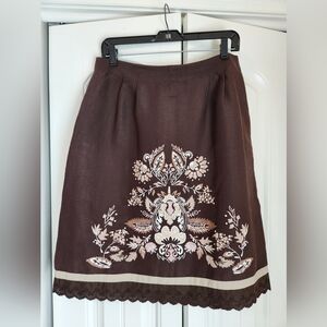 Fantastic Brown Embroidered Linen Blend Skirt By Ann Taylor Loft in a Size 6!